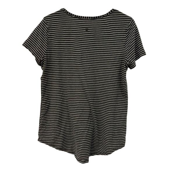 Lululemon Love Tee II Curved Hem Crewneck Grey Stripe Size 8 Short Sleeve FLAW - Picture 6 of 7
